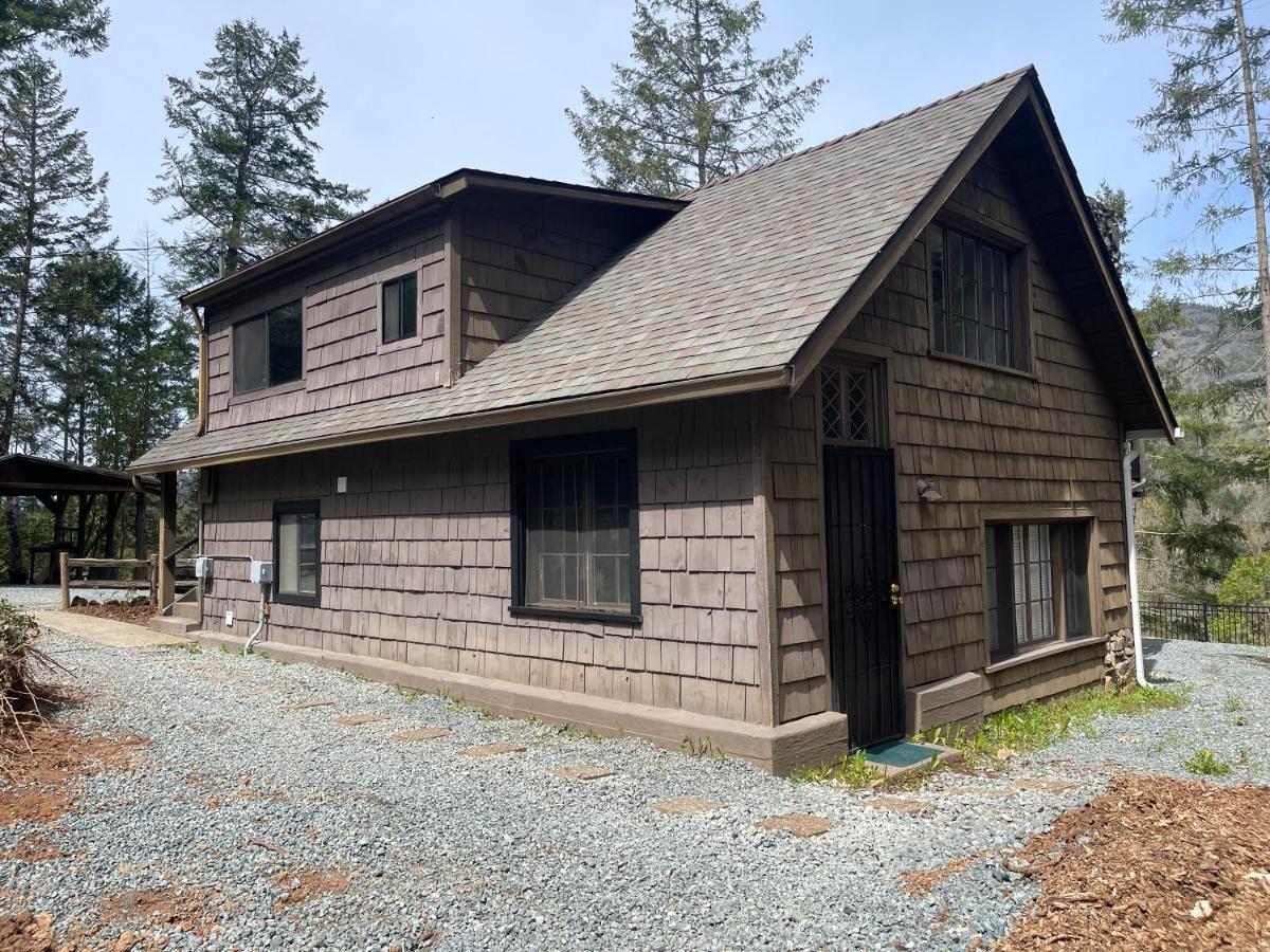 The River House Grants Pass